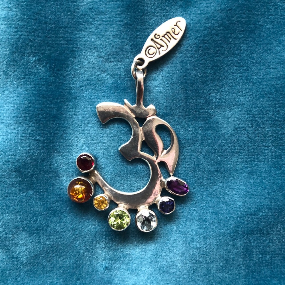Om 🕉 Chakra gemstone pendant